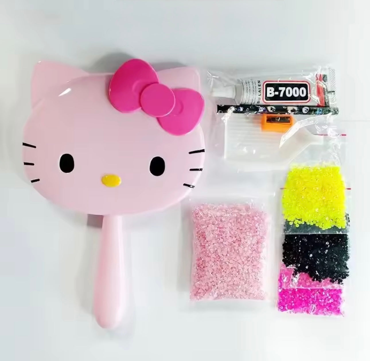 DIY Kitty Diamond Mirror